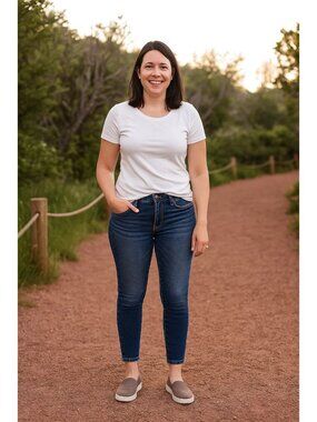 American Eagle size 8 Super Stretch Crop Jeggings